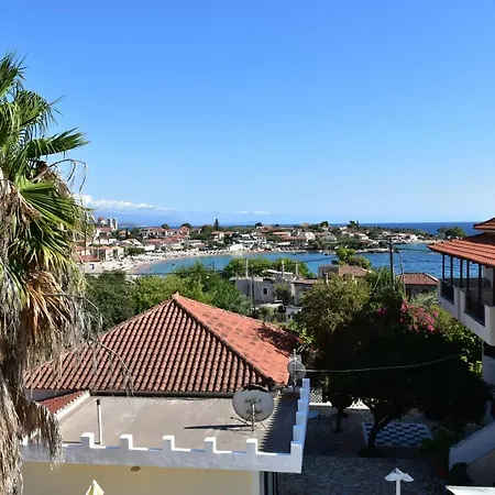 Apartment Theoxenia *